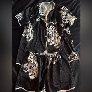 Kids Black Tiger Print Pajamas